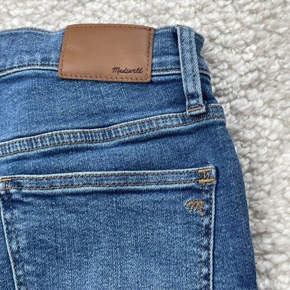 Madewell 9" Mid Rise Skinny Crop Jean Button Fly - Picture 10 of 12